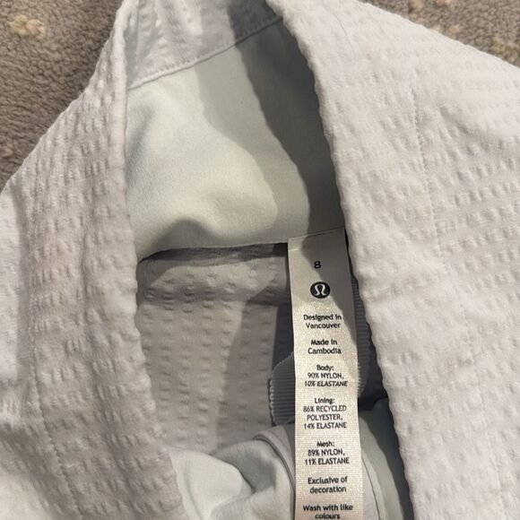 lululemon athletica pack light pullover. Light blue . Size 8 in EUC no flaws - Picture 2 of 11